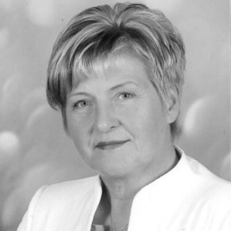 Ināra Oļena 