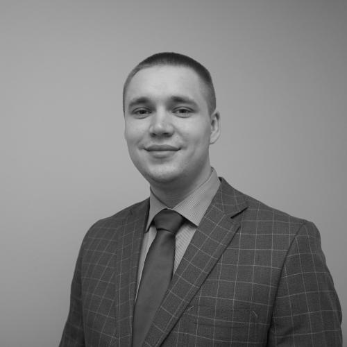 Maksims Naumovs 